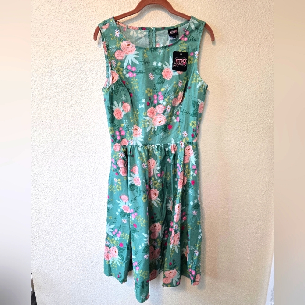 Retrolicious Floral Green And Pink A-line Dress